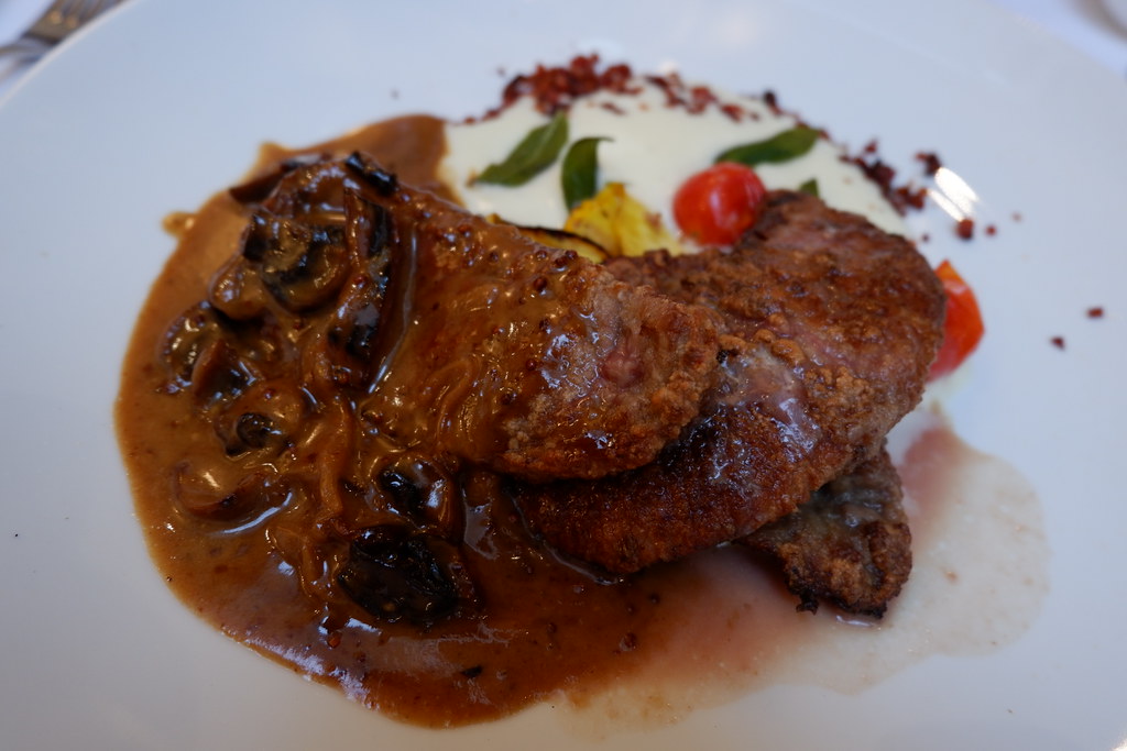 Sauteed Calf Liver With Potato Mousse, mushroom and onion … Flickr