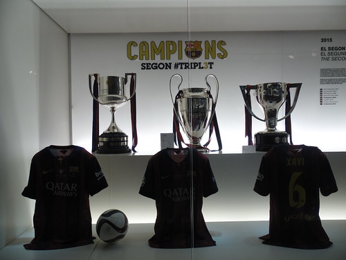 The trophy room Camp Nou The trophy room brings you in f… Flickr