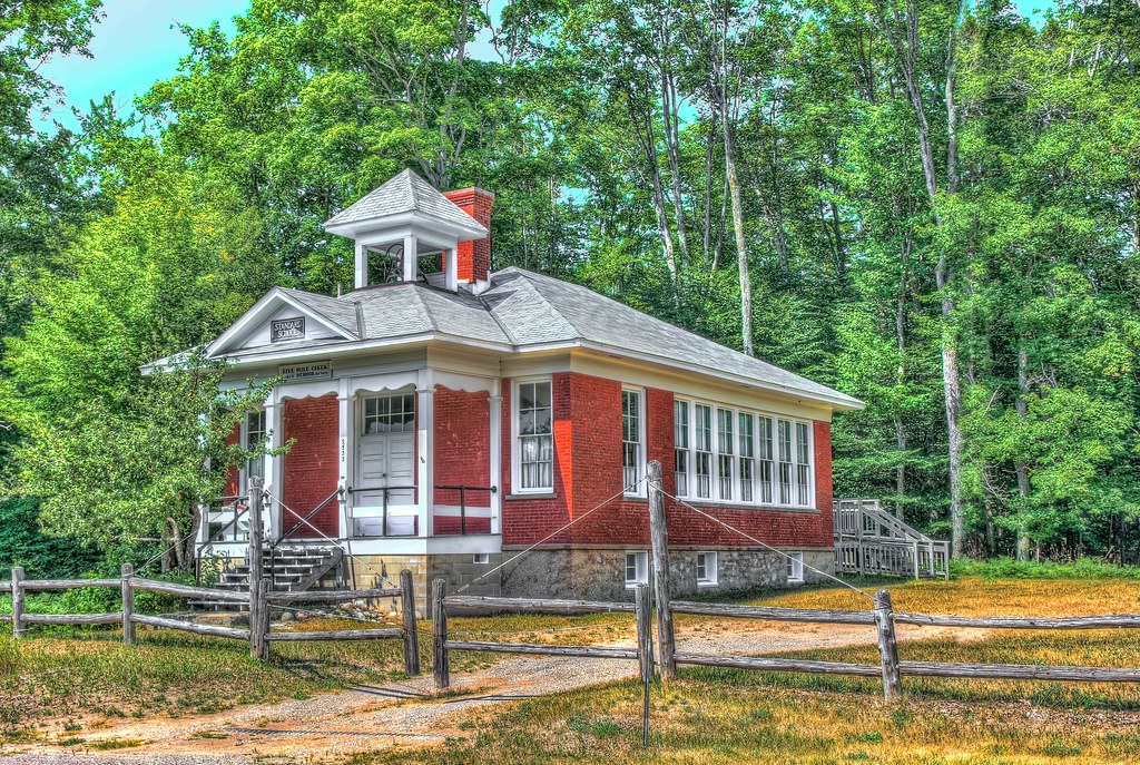 Five Mile Creek School Harbor Springs, MI Ted Engler Flickr