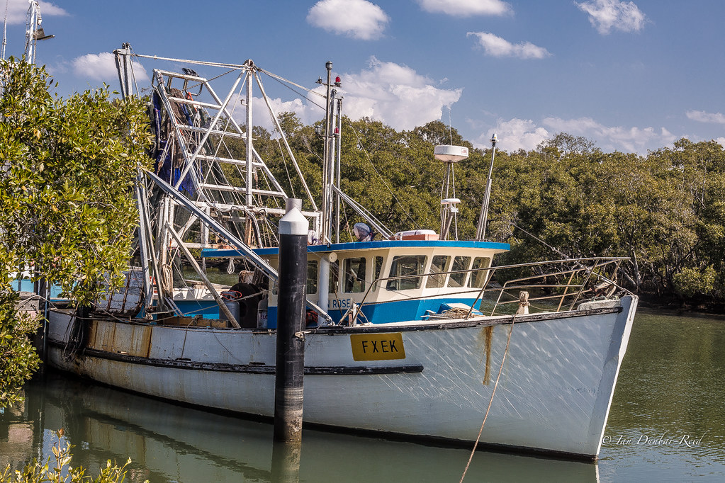 On Cabbage Tree Creek Not sure if this vessel was past her… Flickr