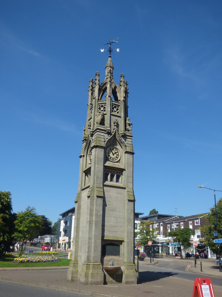 Clock Tower Abbey End, Kenilworth A clock tower in Kenil… Flickr