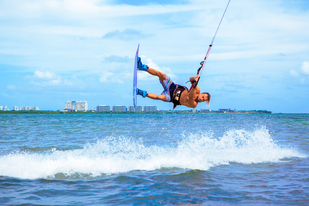 Kitesurfing Cancun Punta Nizuc, Cancun, Mexico Kiteholic Sports Flickr