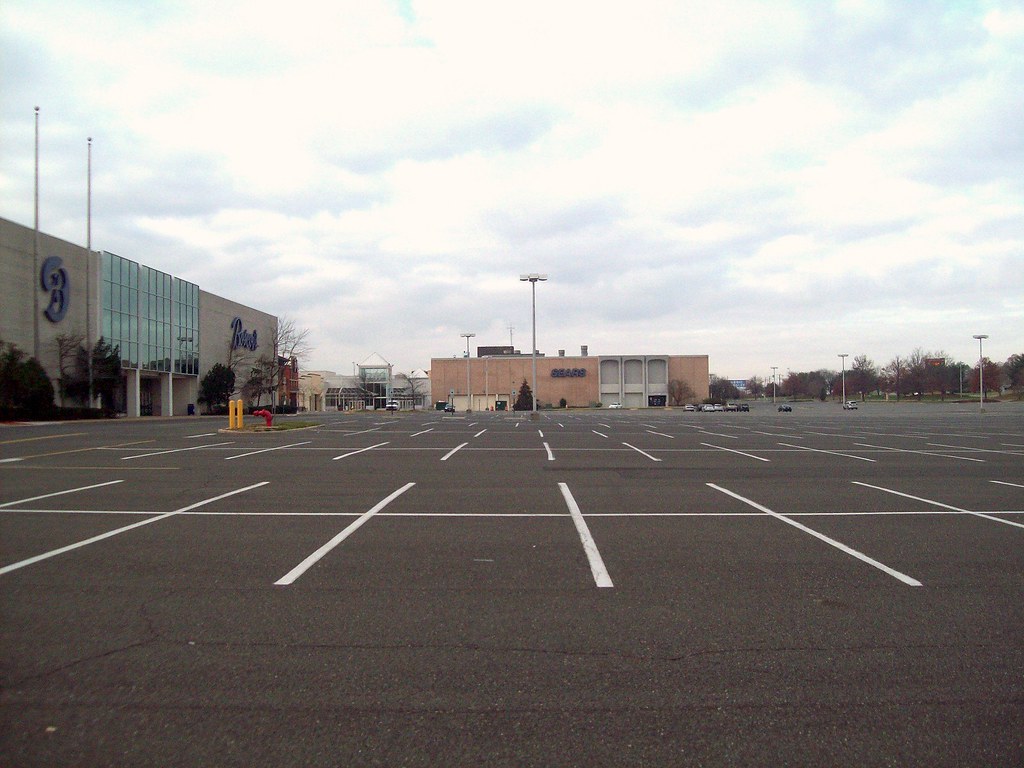 Boscov's and Sears Moorestown NJ 2012 An early morning loo… Flickr
