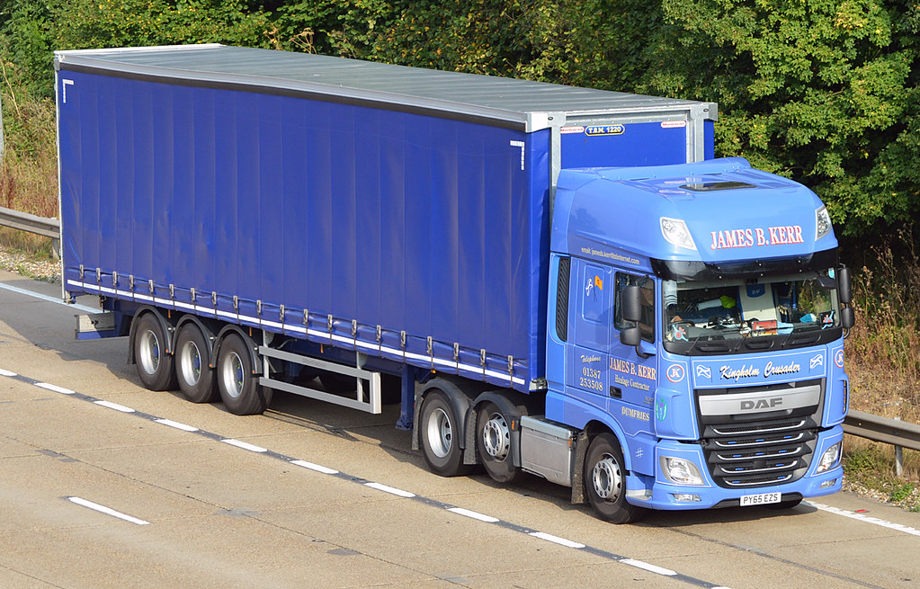 James B.Kerr PY65EZS M25 Waltham Cross 31/08/2016 Harry's On The