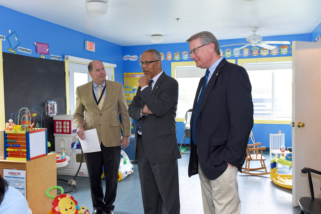 Chrysalis House Lt. Governor Rutherford Visits With Reside… Flickr
