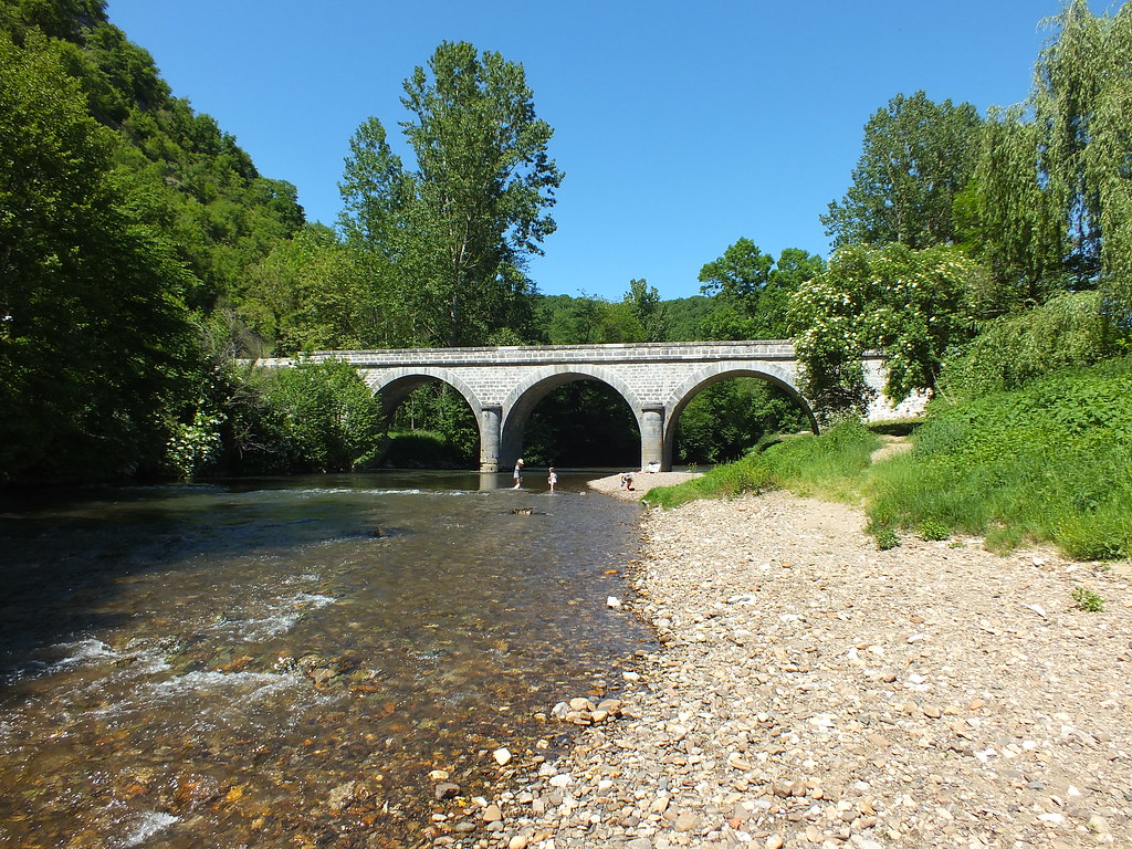 EspagnacSainteEulalie Baignade dans le Célé au pont d'… Flickr
