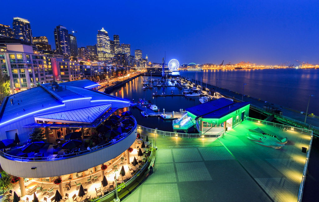 Seattle Waterfront Night I decided to capture Waterfront i… Flickr