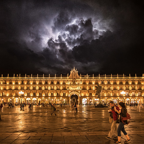 moody weather in Salamanca lucky shot, handheld Hans Fischer
