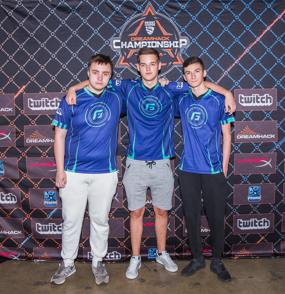 GALE FORCE Team photos at the Rocket League