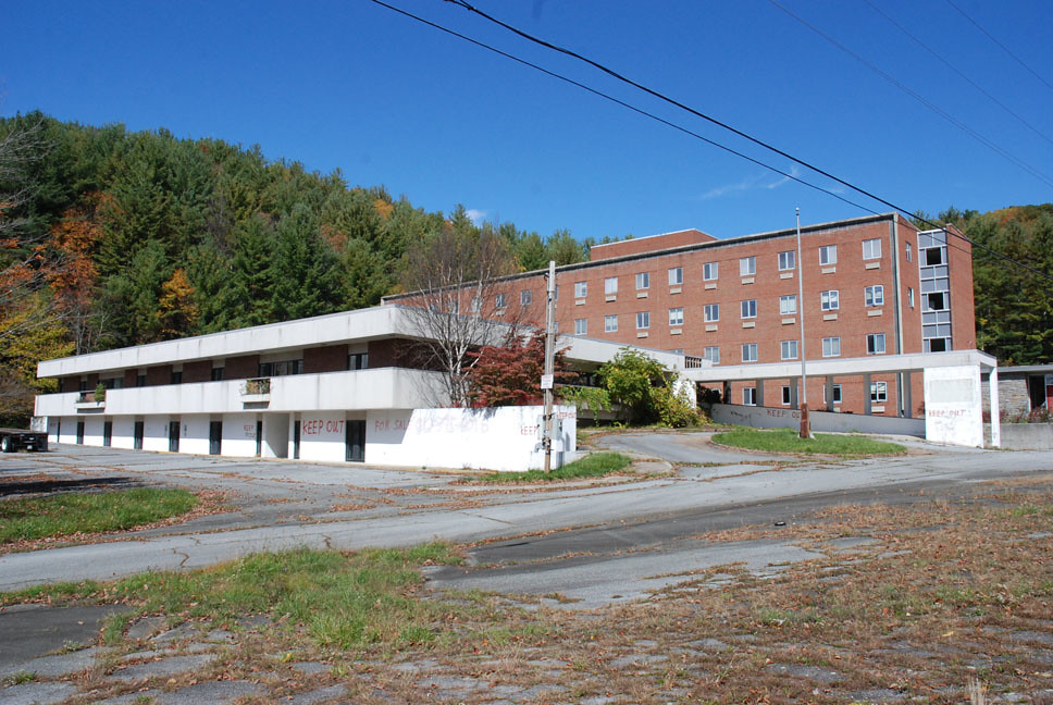 Old Cannon Hospital (2012) Banner Elk, NC Jamie Middleton Flickr