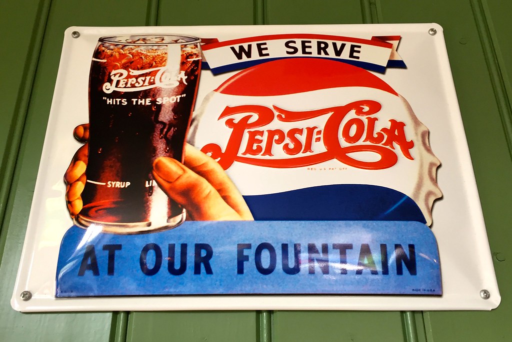 PepsiCola PepsiCola is een koolzuurhoudende frisdrank