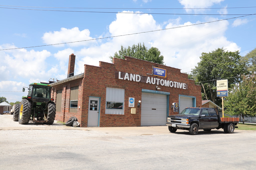 Land Automotive Edinburg Illinois Raymond Cunningham Flickr