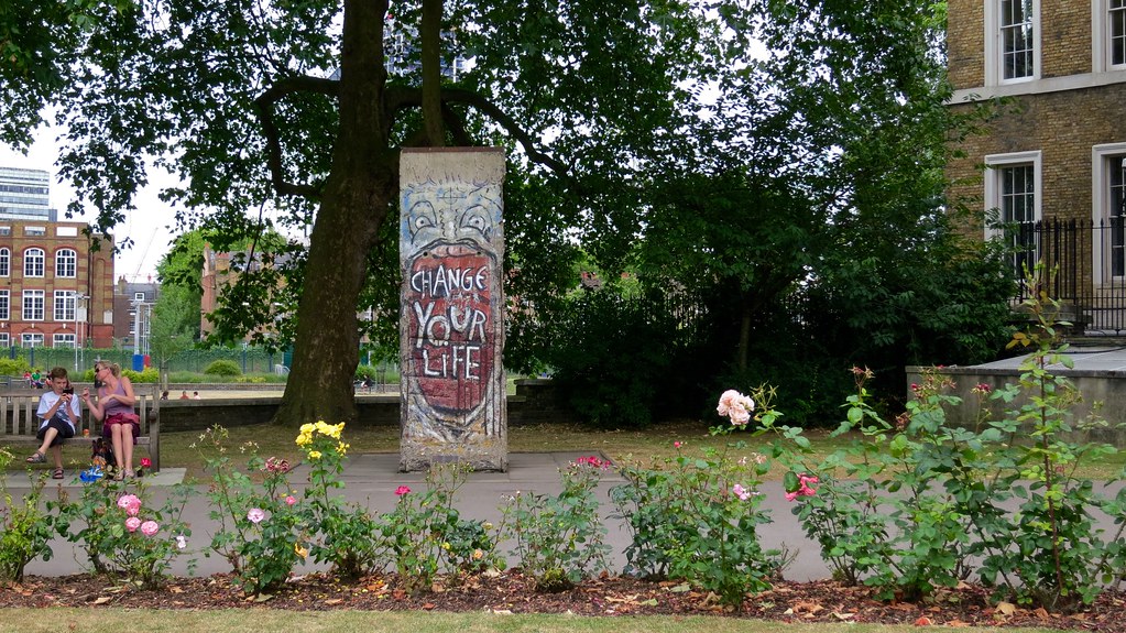 CHANGE YOUR LIFE Piece of the Berlin Wall, Imperial War Mu… Flickr