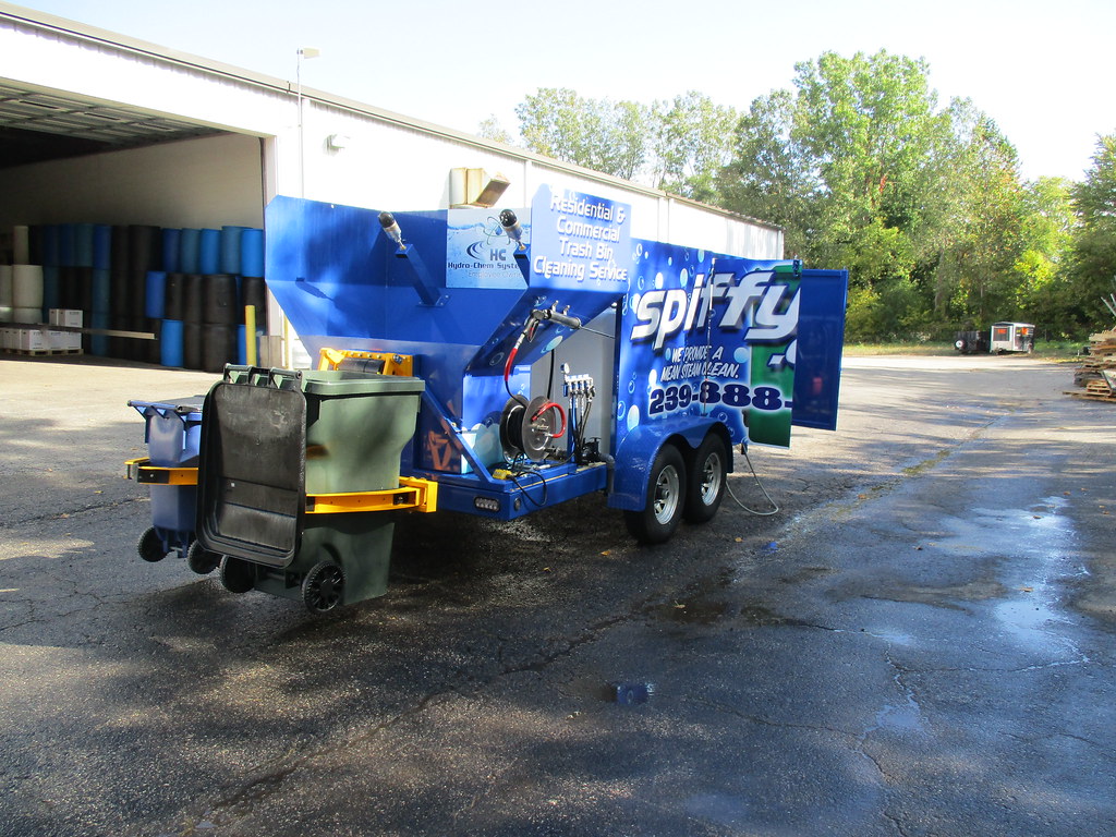 HydroChem Systems Trash Bin Cleaner & Wheelie Bin Cleanin… Flickr