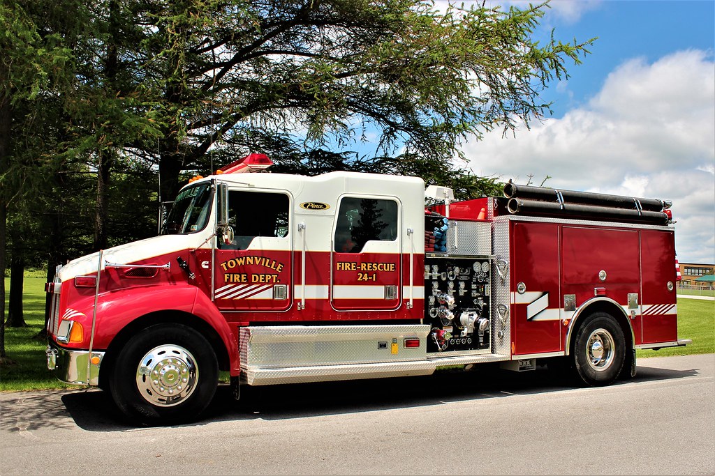 Townville Pa. 241 engine Townville's engine 241 Flickr