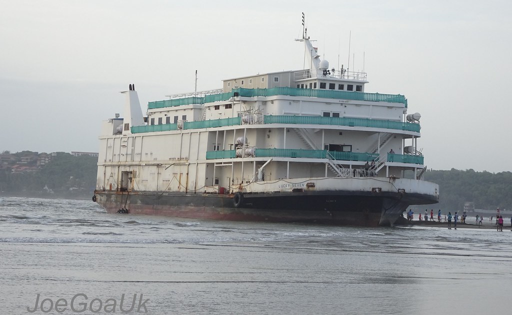 Grounded Lucky Seven day 26 MV Lucky 7 grounded here at Mi… Flickr