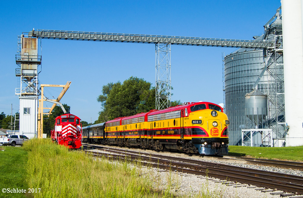 KCS Business Train Higginsville MO MoPac82 Flickr