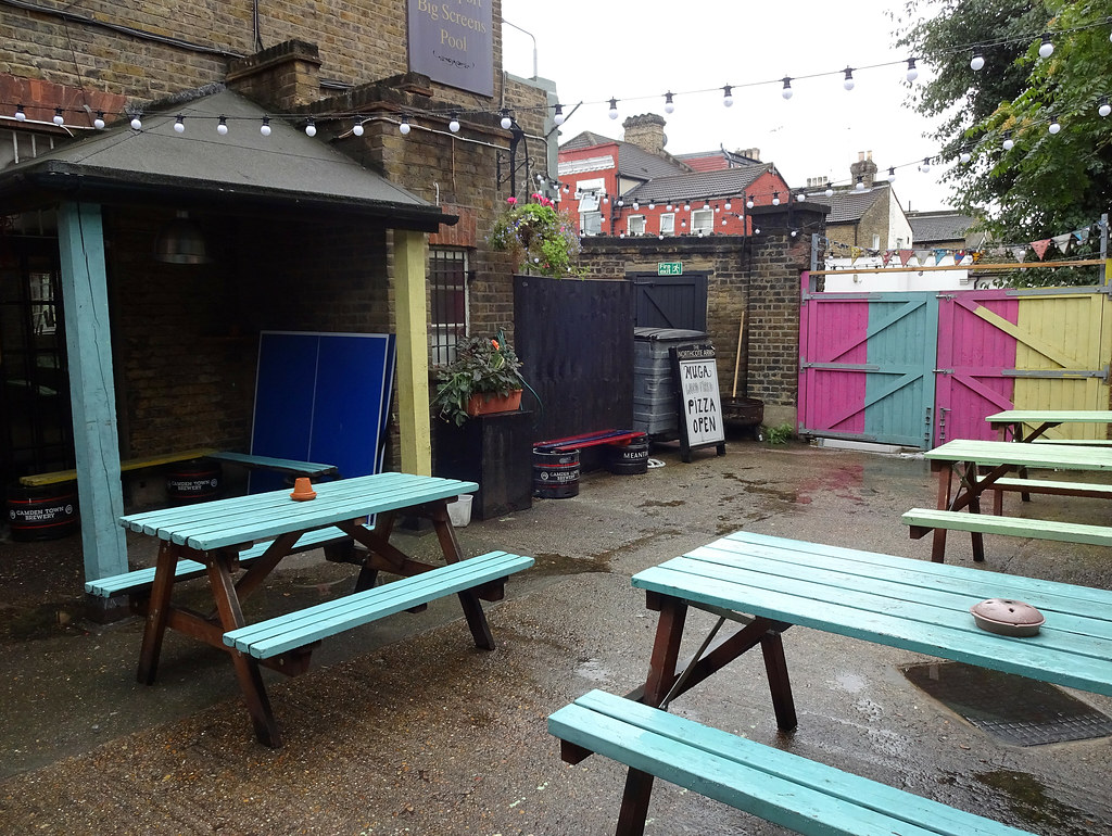 Beer garden at the Northcote, Leyton, London E11 Kake Flickr