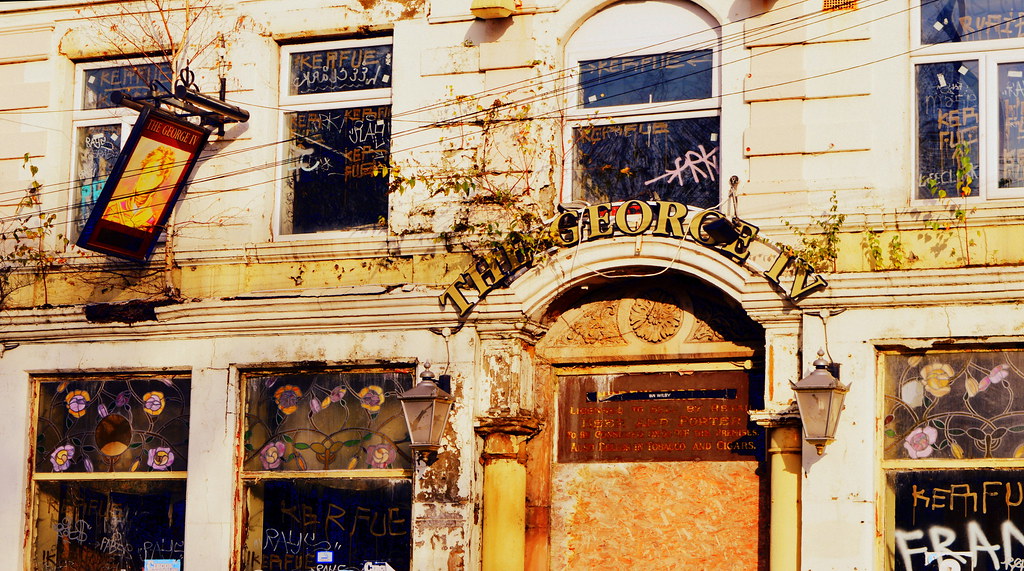 IV Pub IV Pub, Commercial Road, Kirkstall...… Mark's