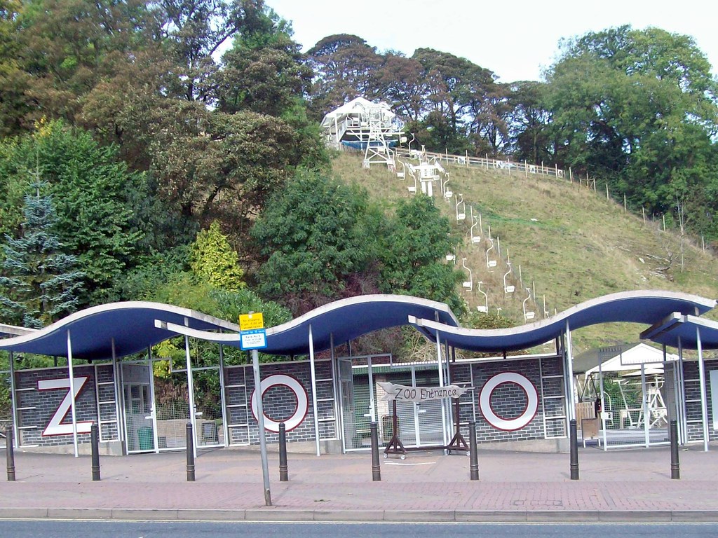 2 Dudley Zoo Tecton Entrance (and buildings)) Dudley Zoo, … Flickr