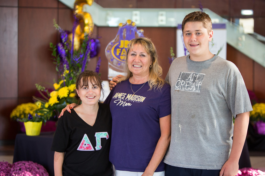 E Hall.JMUFamilyWeekend.9.23.17161 JMU Parents & Family Flickr