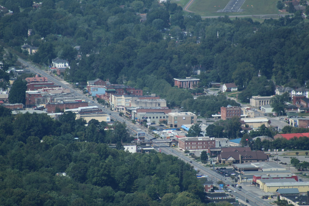 Elevation of Poplar Grove Rd, Harrogate, TN, USA Topographic Map