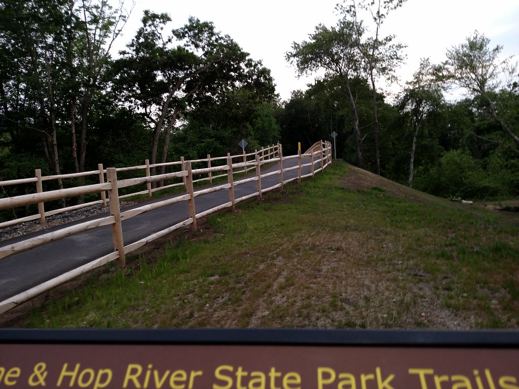 Airline Trail (Willimantic, Connecticut) a photo on Flickriver