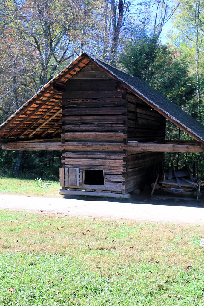Corn crib Smoky Mountain National Park Cades Cove area Oct… Flickr