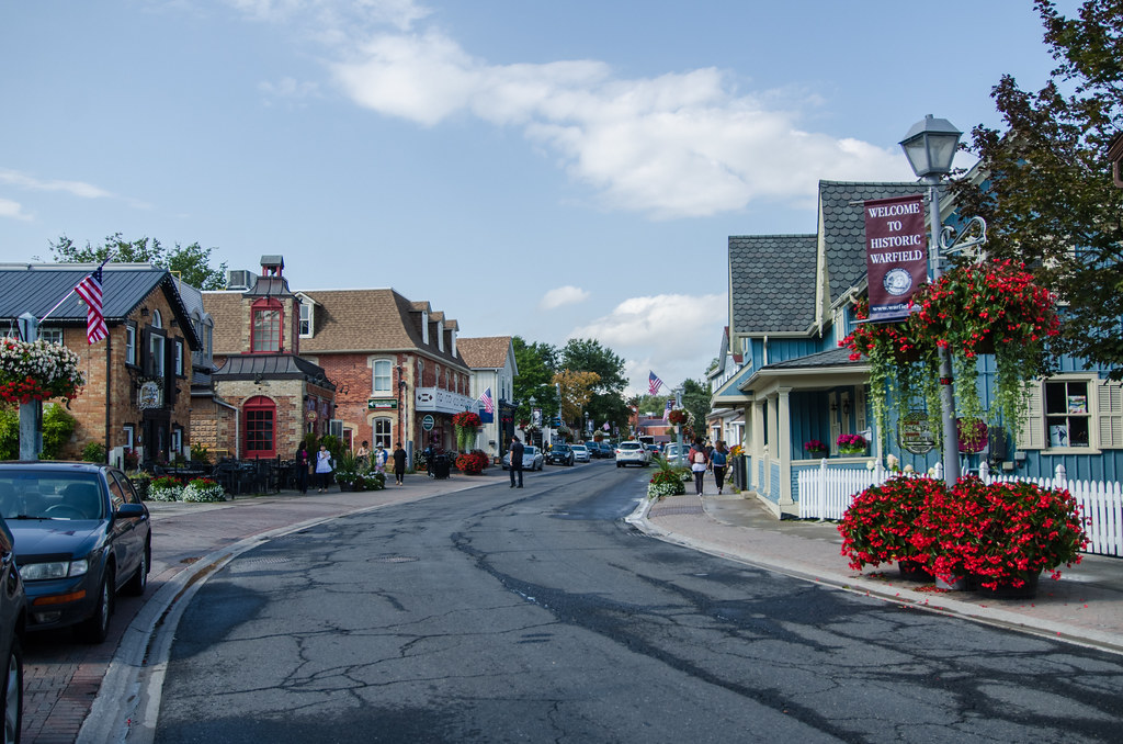 Main Street Unionville (between Carlton & Fred Varley) Flickr