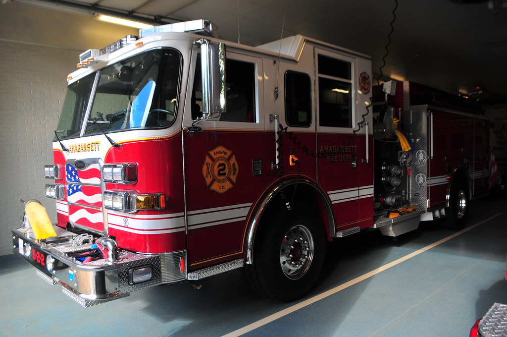 Amagansett Fire Department Engine 922 2013 Pierce Arrow XT