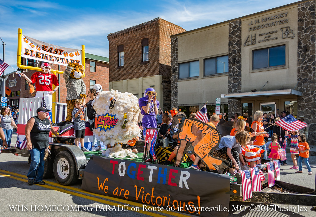 Waynesville.Mo Oct 31st 2023 Events Route 66 Parade in Waynesville, MO (C)2017Pics… Flickr