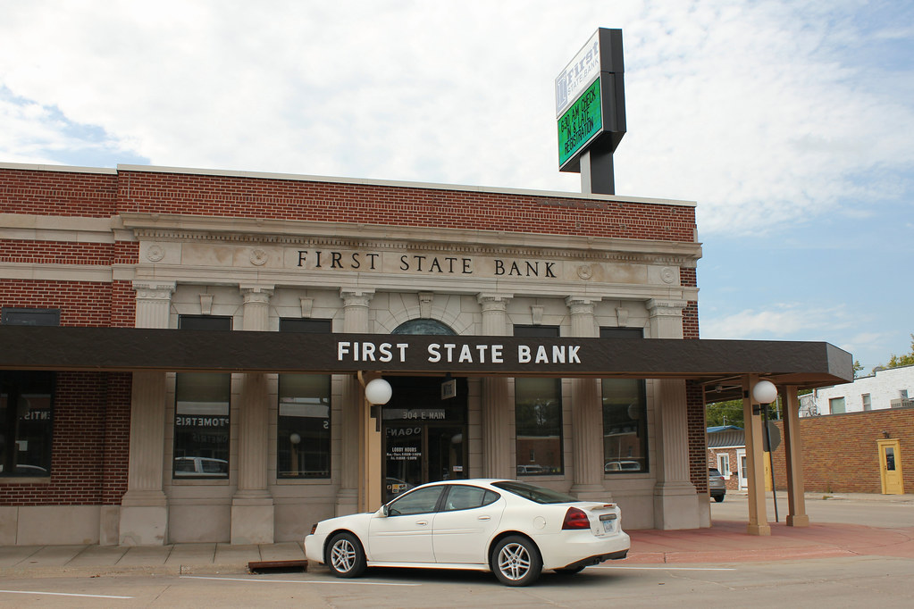 First State Bank Belmond, IA Downtown Belmond doesn't ha… Flickr