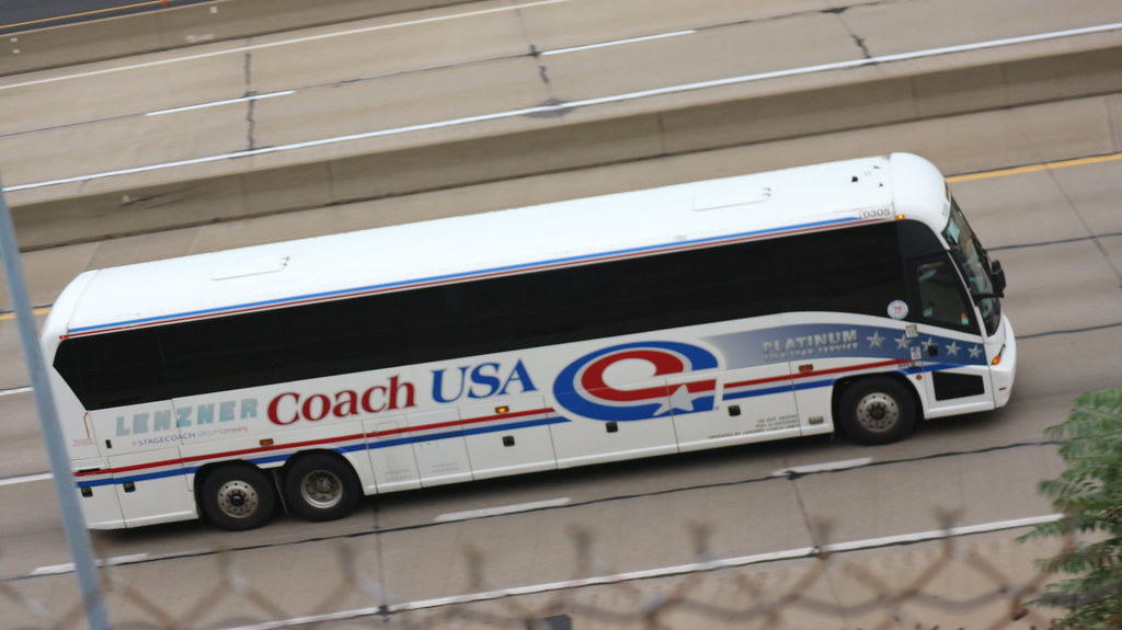 Coach USA 70305 Operated by Lenzner Coach Lines (Coach USA… Flickr