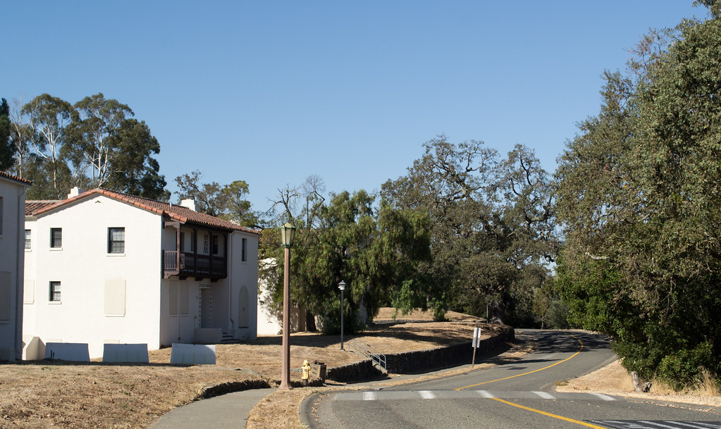 Hamilton AFB officers housing (0016) Much of the officers… Flickr