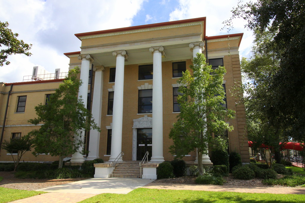 Bay County Courthouse Panama City, FL The Bay County Cou… Flickr