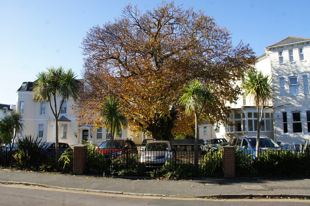 The New Westcliff Hotel (Wallsall House, Durley Chine Hote… Flickr