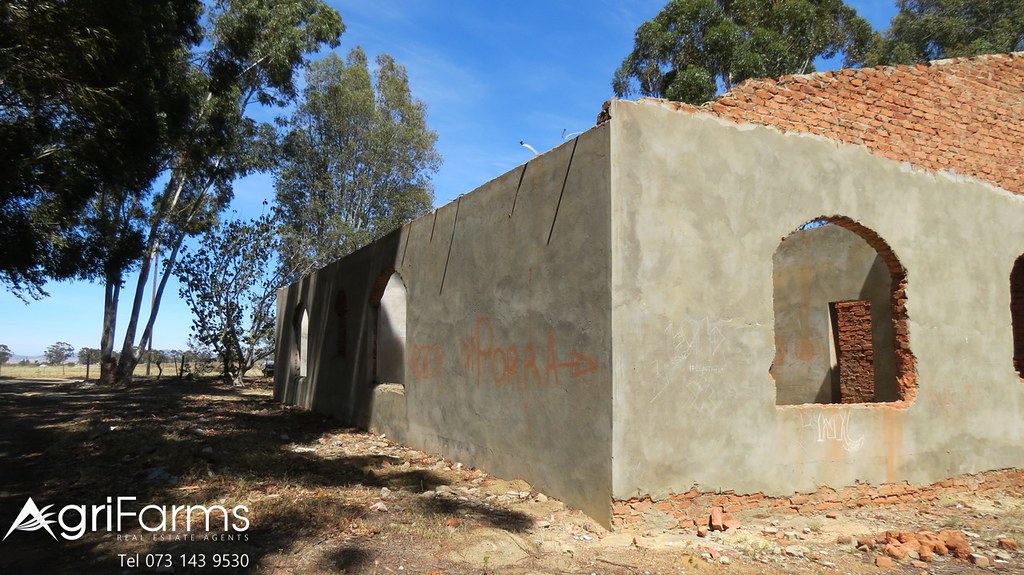 Smallholding around Gouda in the Western Cape Smallholding… Flickr