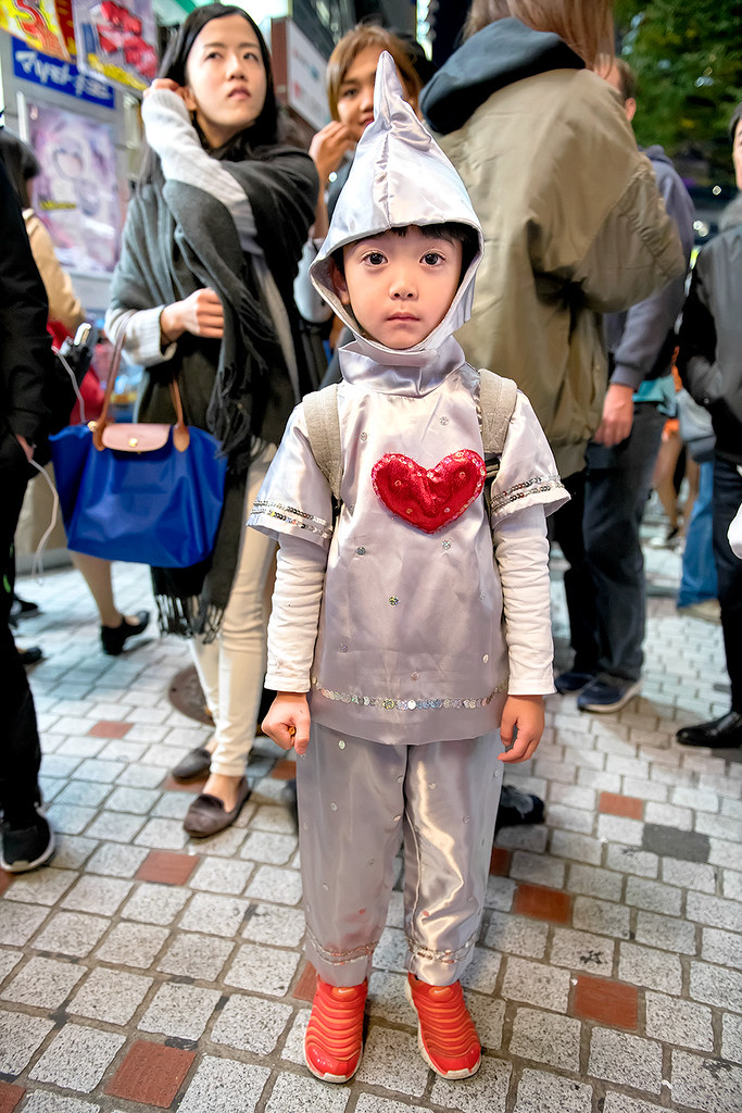 Japanese Halloween Costumes Halloween costumes on the stre… Flickr