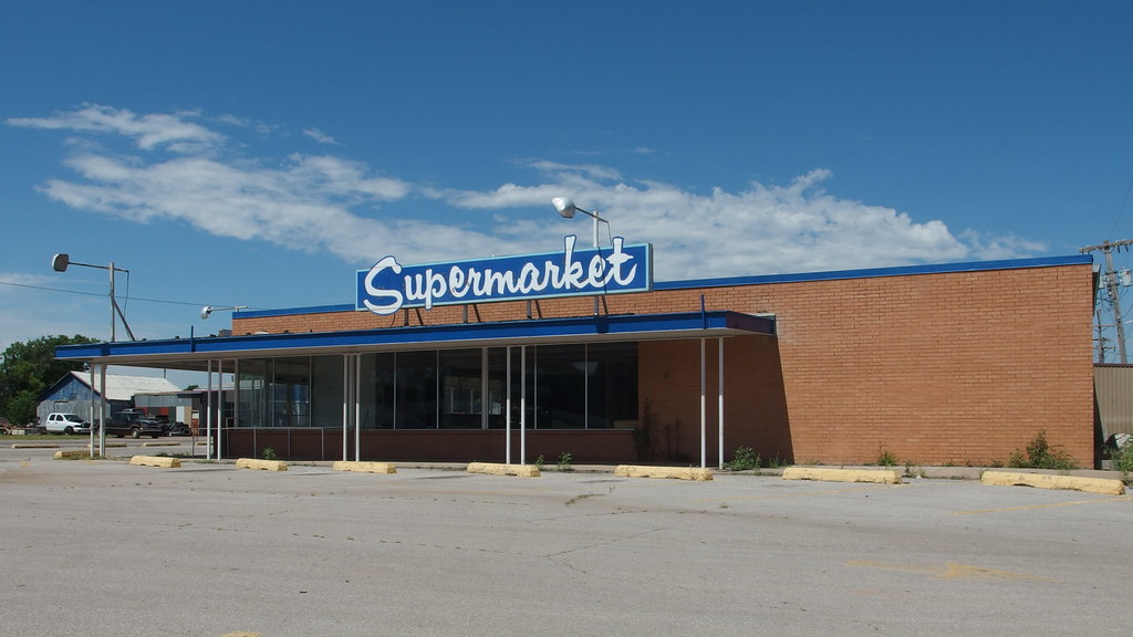 United 20150629 06 United Supermarket 374 117 W. Missou… Flickr