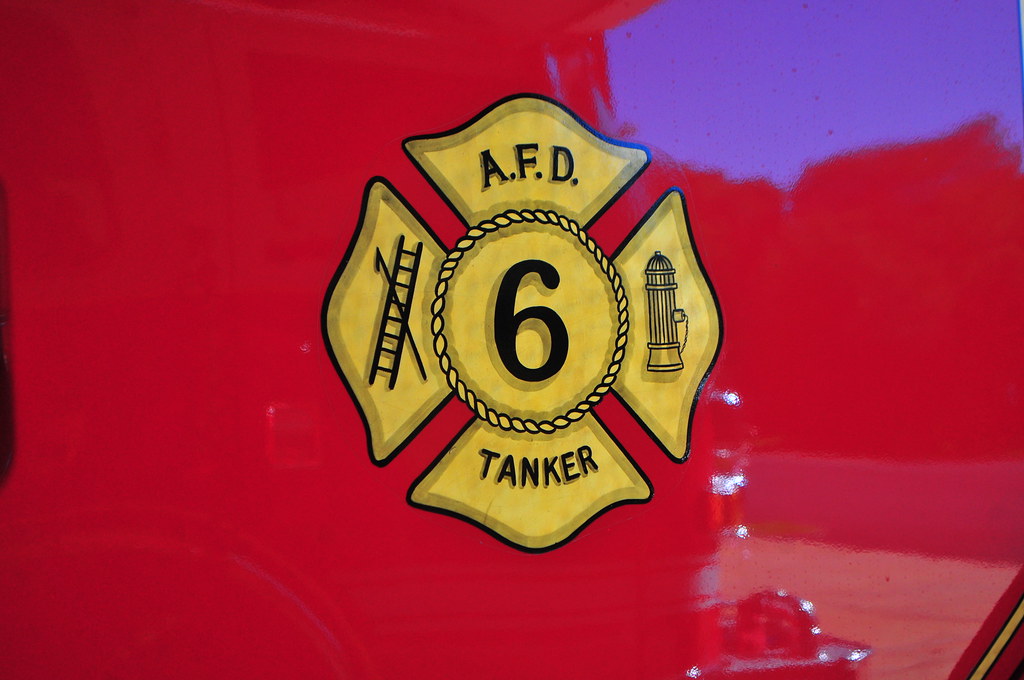 Amagansett Fire Department Tanker 926 1997 International/N… Flickr