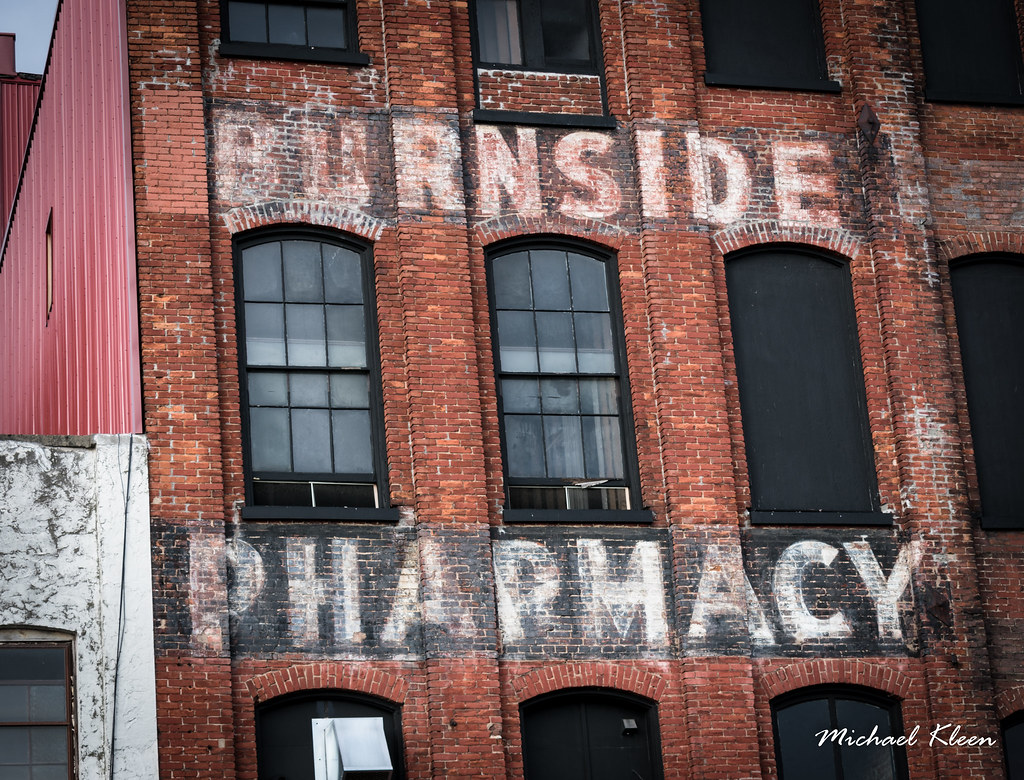 Burnside Pharmacy Old Burnside Pharmacy sign at 190 Water … Flickr