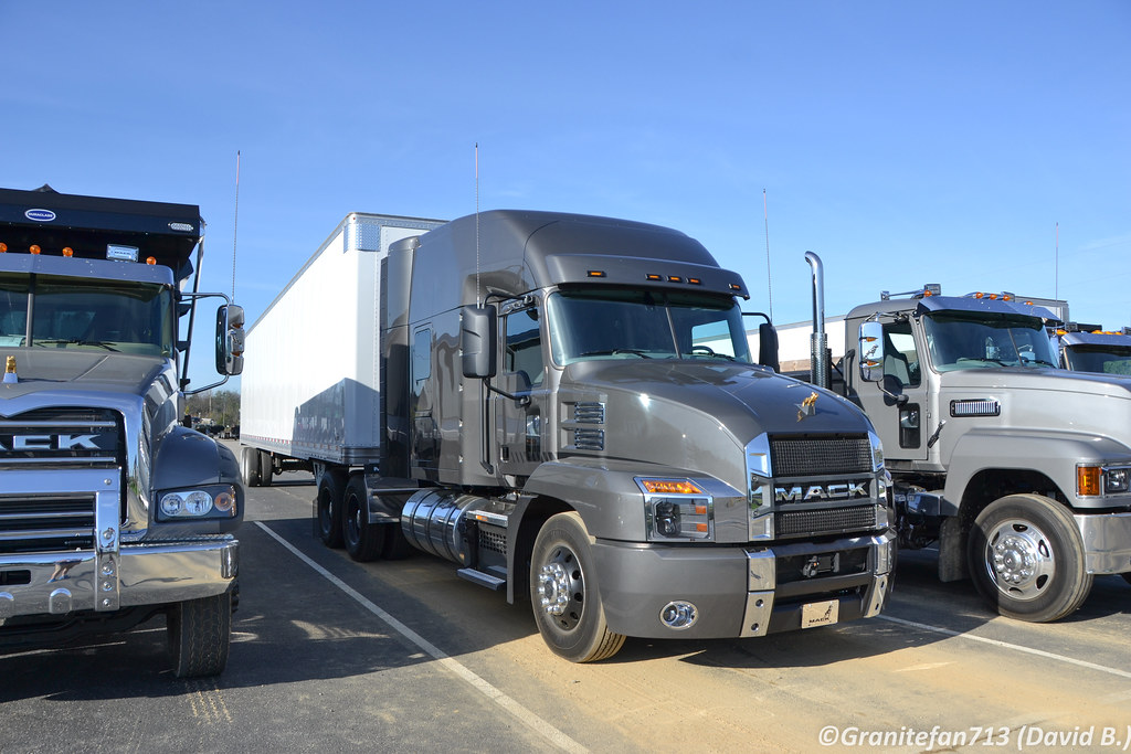 2018 Mack Anthem Sleeper a photo on Flickriver