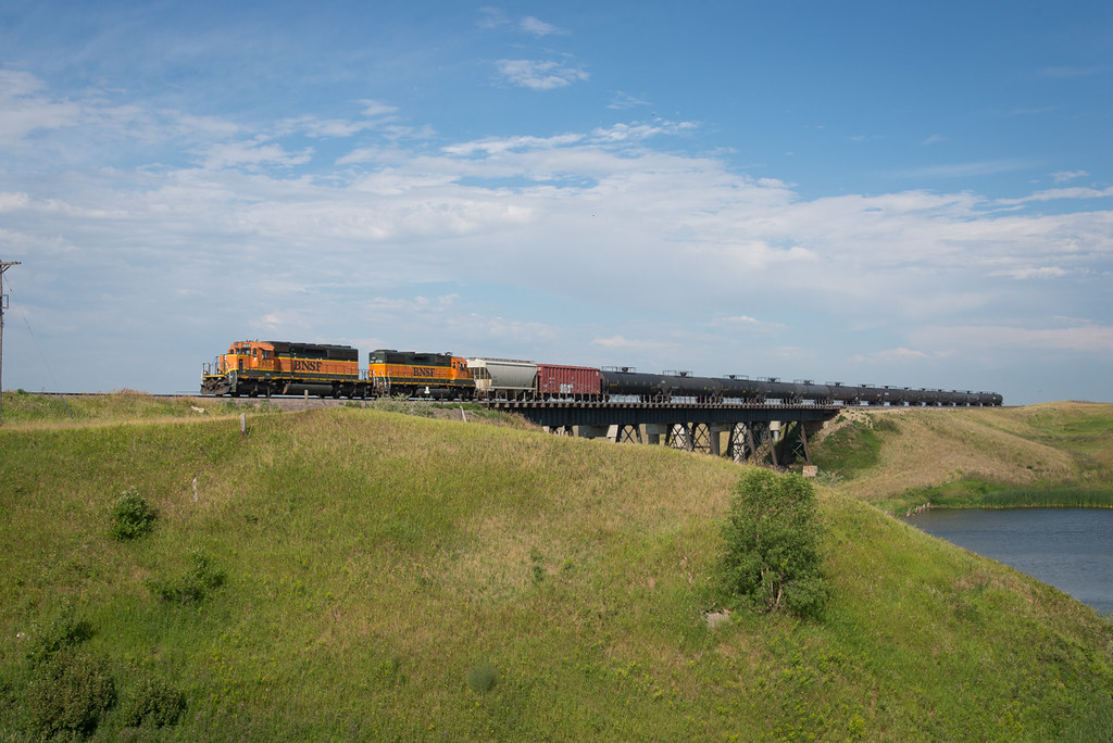 BNSF local Des Lacs The BNSF Minot to Stanley local crosse… Flickr