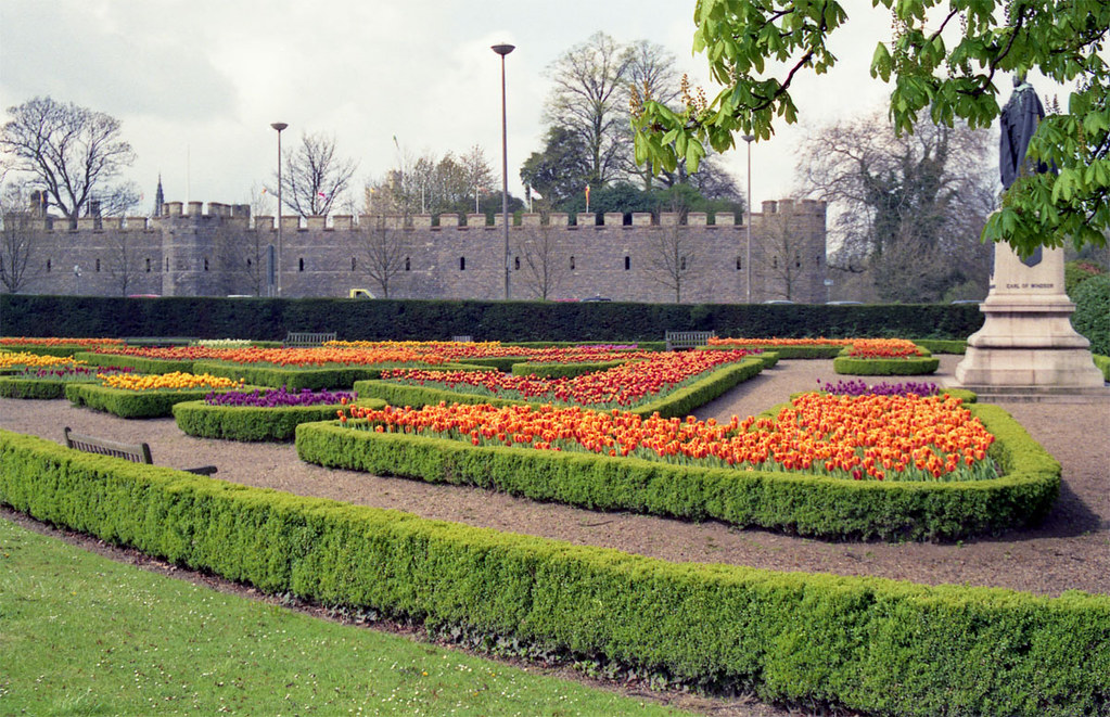 CC_CCh_1991_FriaryGardens_C08419 Friary Gardens, Kingsway … Flickr
