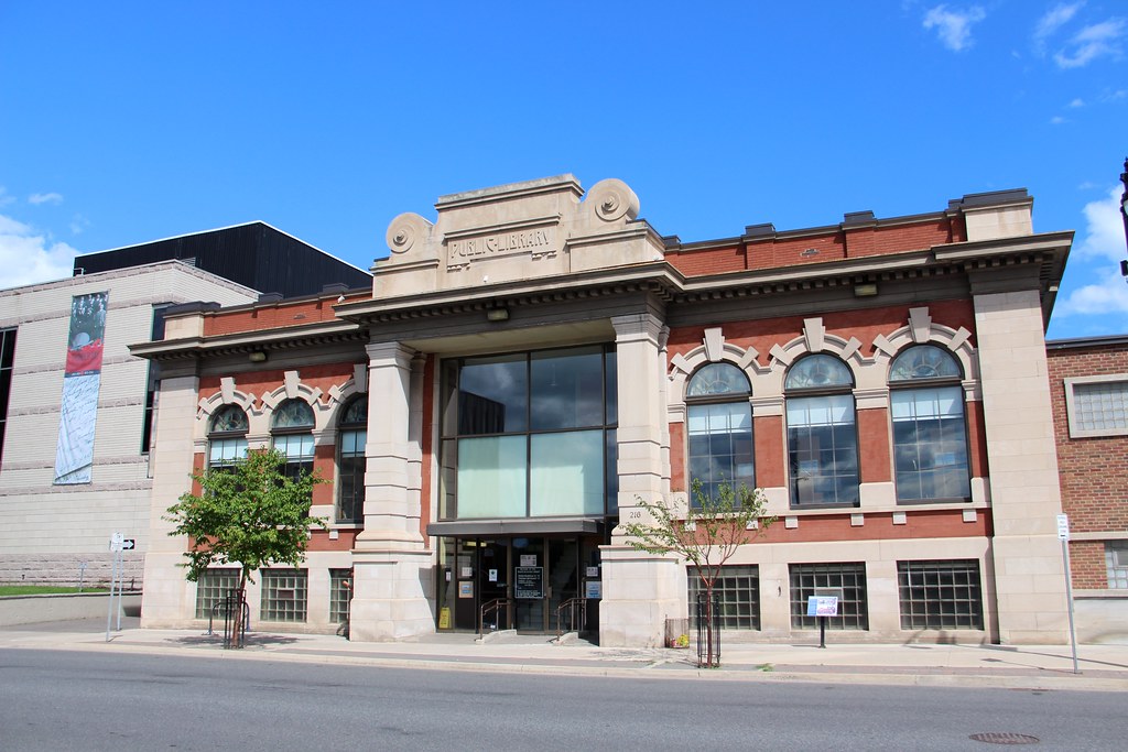 Fort William Carnegie Library (Thunder Bay, Ontario) a photo on