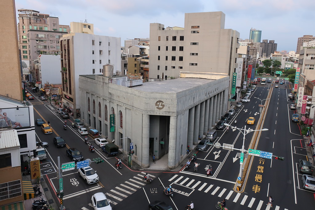 Land Bank of Taiwan, Tainan 臺灣土地銀行 旧日本勧業銀行台南支店 Ryo Tezuka Flickr