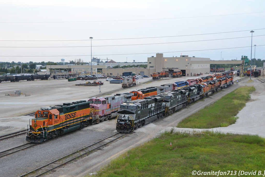 Galesburg Yard a photo on Flickriver