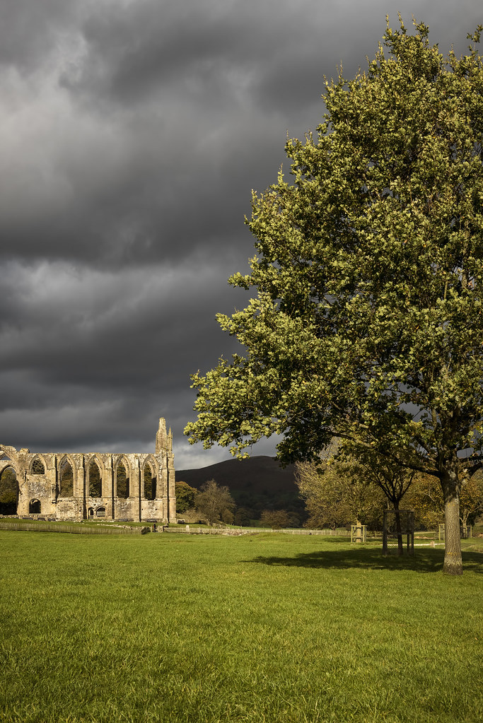 Bolton Abbey Bolton Abbey is an estate in Wharfedale in No… Flickr