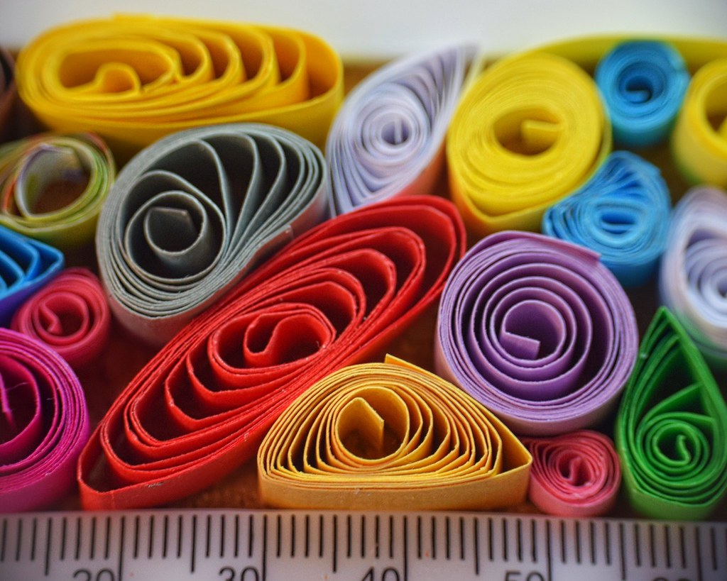 Quilling SPIRAL small paper quilling spirals between 0.6… Flickr