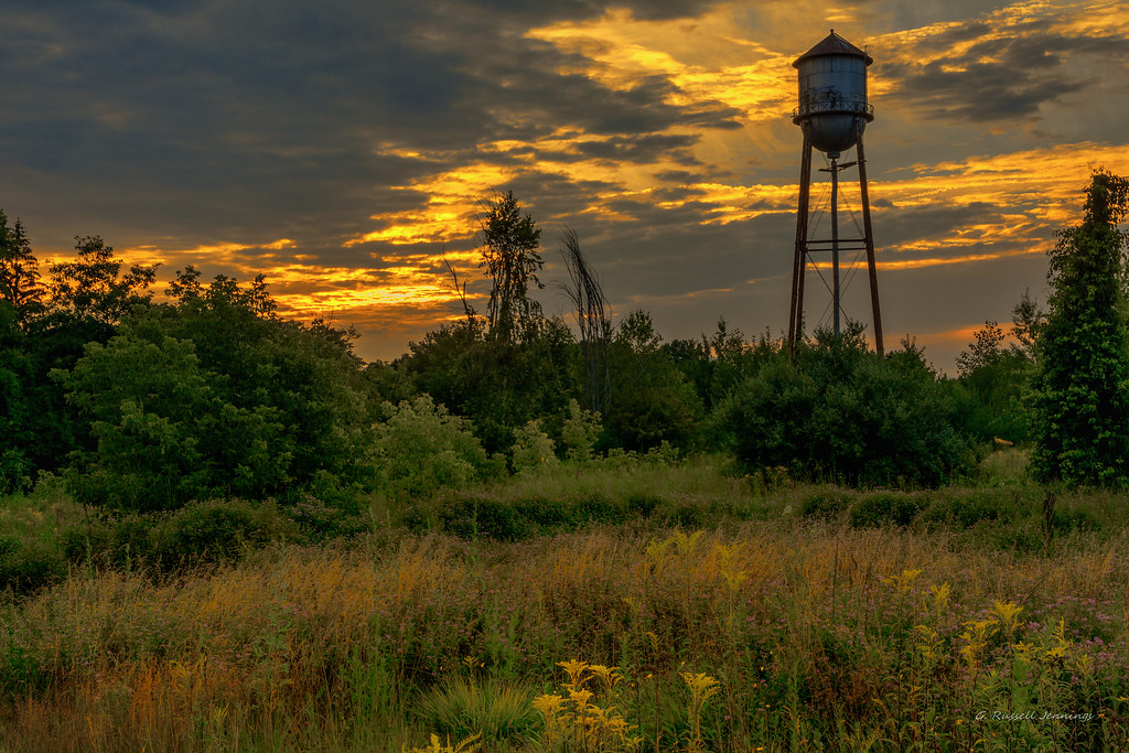 Templeton water tower The old water tower at sunset Flickr
